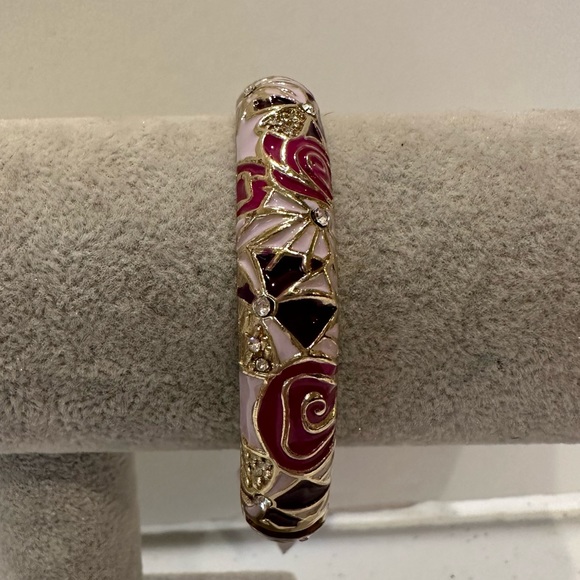 NWT Sequin by Nordstrom Clamper Bracelet-gold tone Floral print in pink & purple - Picture 3 of 13